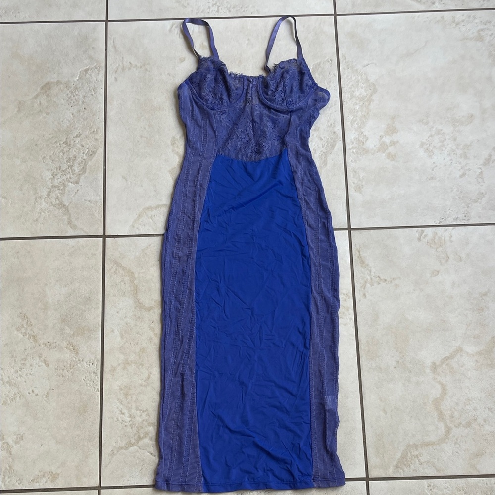 Elegant Blue Lace Dress